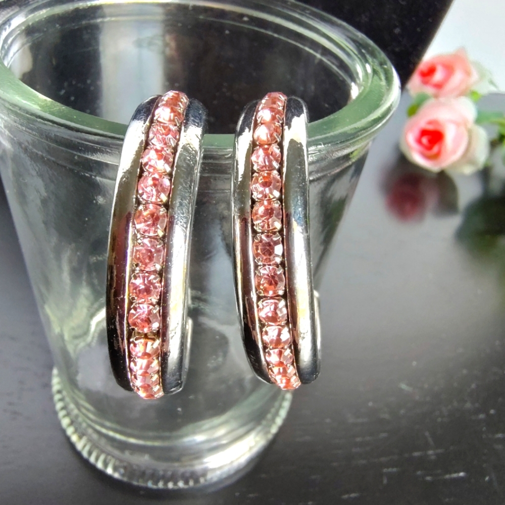 5th Avenue Fashion Pink Rhinestones inlaid in Silver Tone Hoop Earring NWT